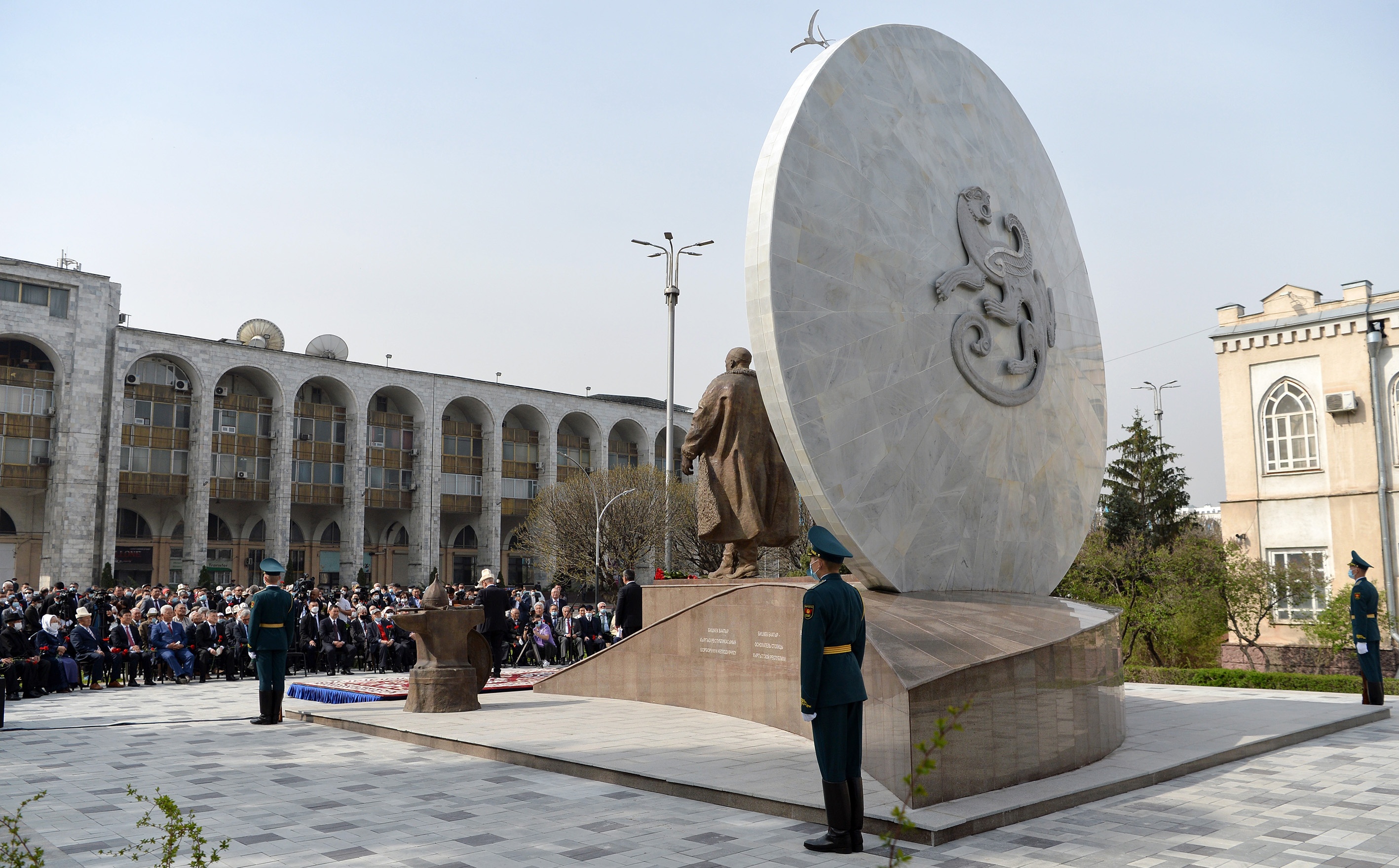 Памятник Бишкек баатыру, г. Бишкек